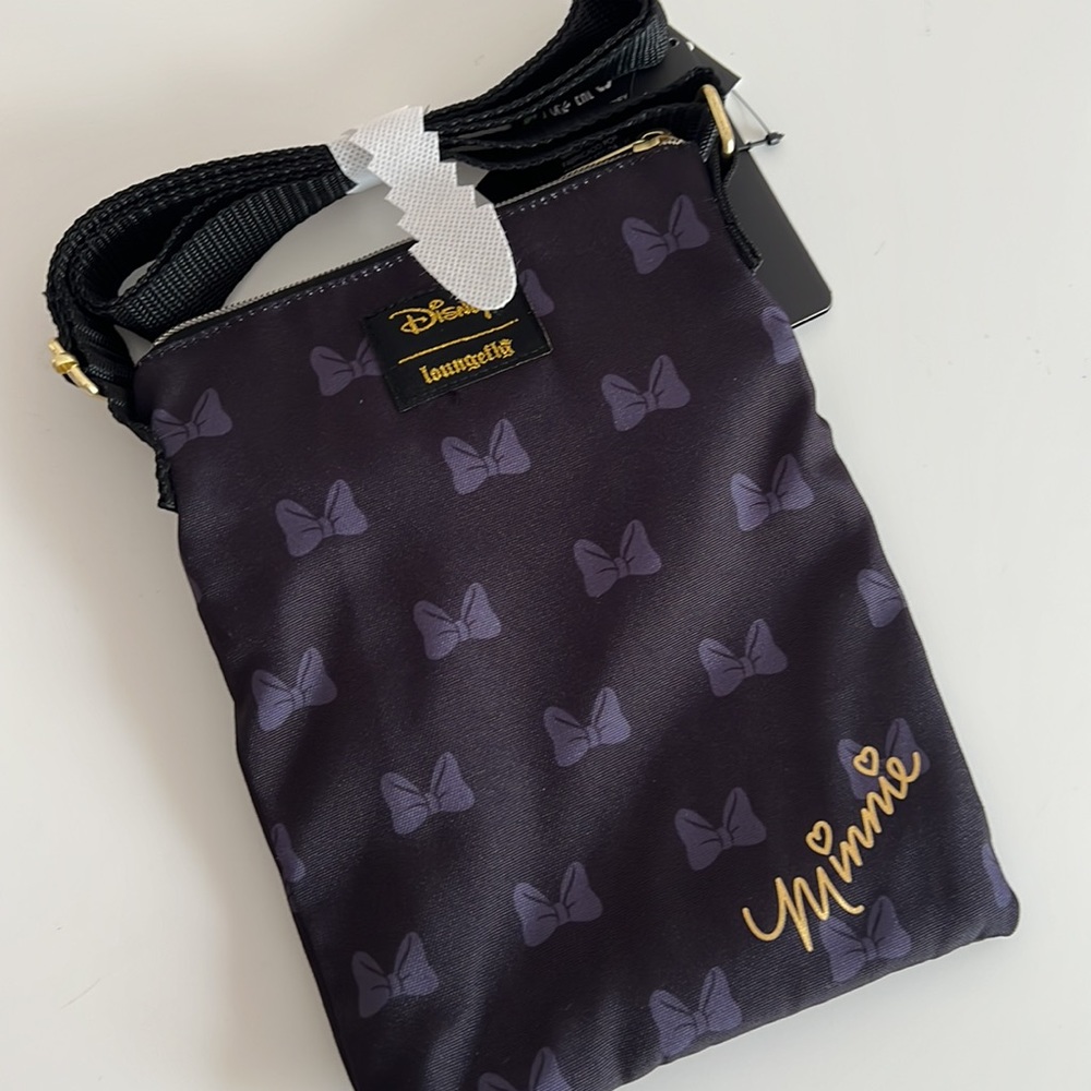 NWT Loungefly Disney Minnie Mouse Gold and Black Passport Crossbody Bag - Picture 4 of 5
